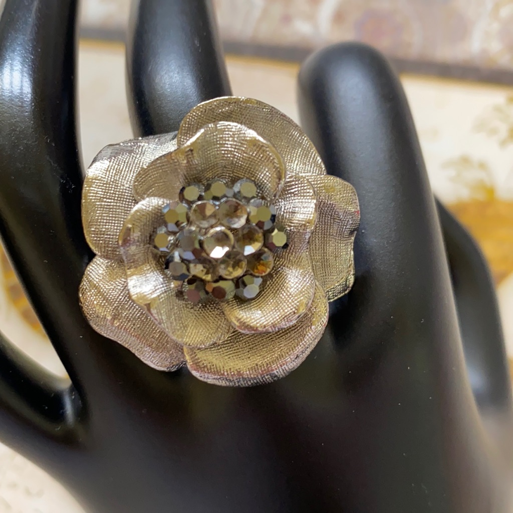 Statement Flower Silver Ring